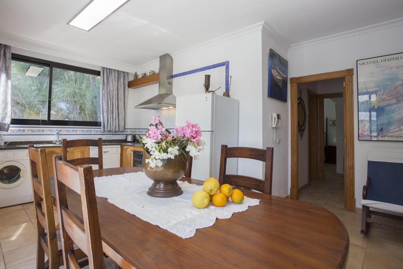 Villa With Private Mountain Ideal Runners Trailers Near Beach Approx 5 Min Walking Beach,Property Belong Puerto Pollensa Villas And Apartments Exterior photo