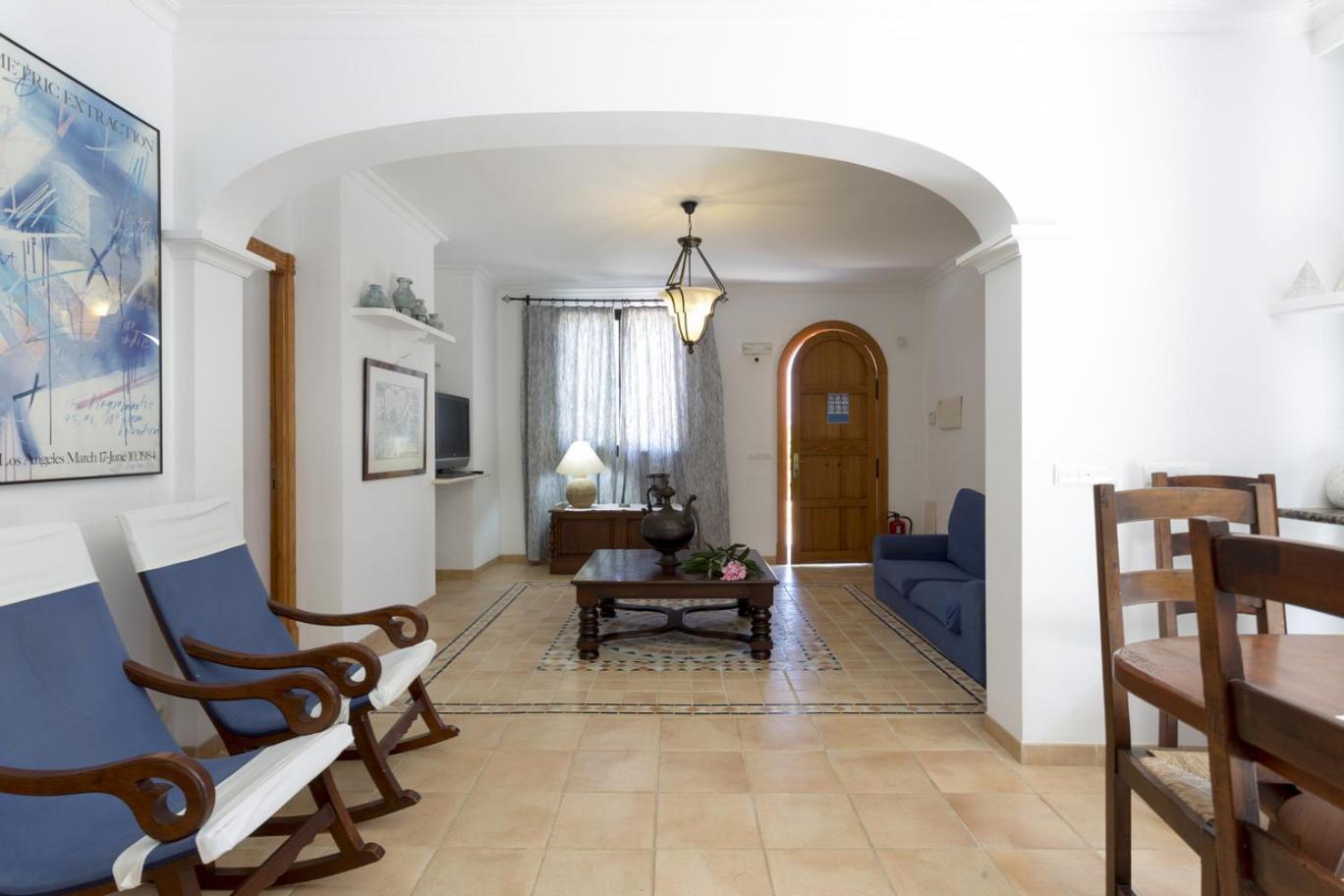 Villa With Private Mountain Ideal Runners Trailers Near Beach Approx 5 Min Walking Beach,Property Belong Puerto Pollensa Villas And Apartments Exterior photo