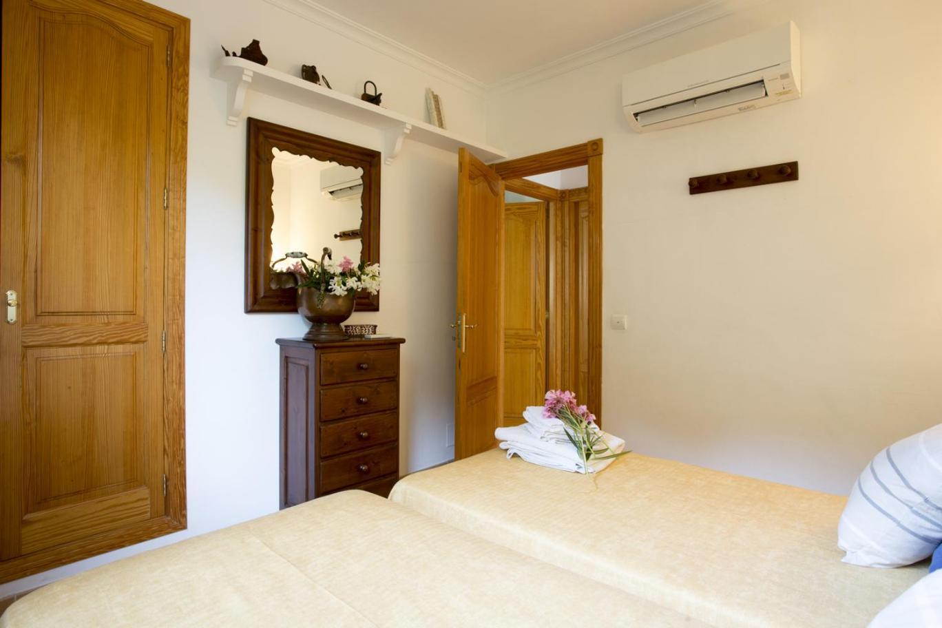 Villa With Private Mountain Ideal Runners Trailers Near Beach Approx 5 Min Walking Beach,Property Belong Puerto Pollensa Villas And Apartments Exterior photo